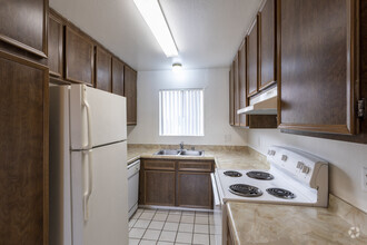 Ashwood Apartments photo'