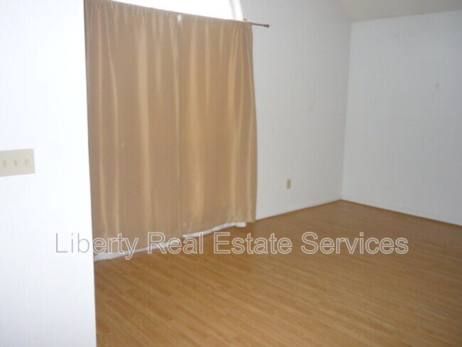 Foto del edificio - 835 Sagewood Dr