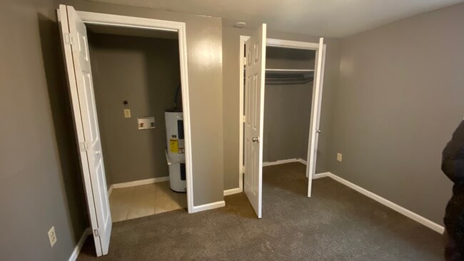 Building Photo - 406 Turpin Dr