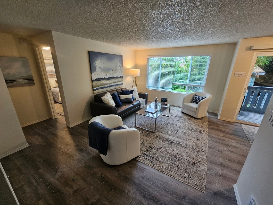 Foto principal - 7217 NE 175th St