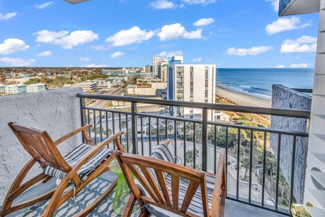 Foto del edificio - 2001 S Ocean Blvd
