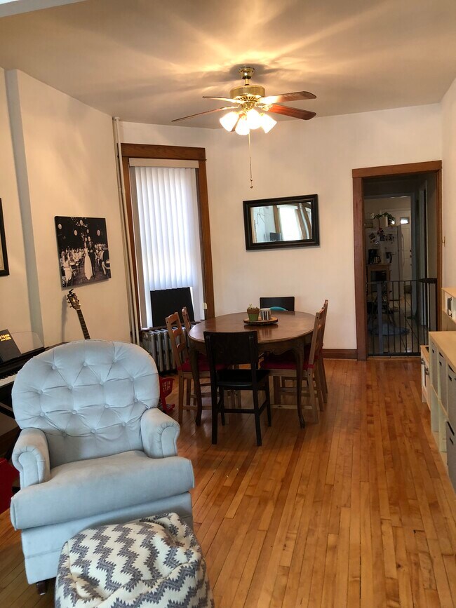 Foto del edificio - 3212 S Princeton Ave