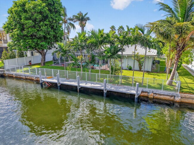 Foto del edificio - 937 Banyan Dr