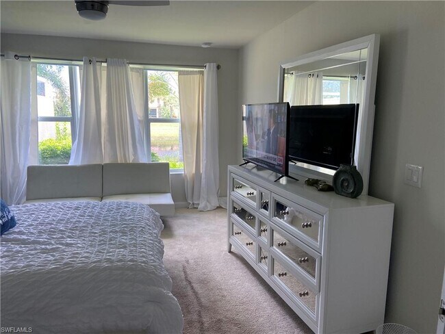 Foto del edificio - 8691 Genova Ct