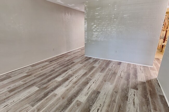 Foto del edificio - 5120 Taylor Ave