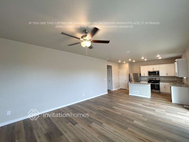 Foto del edificio - 7212 Dolores Ave