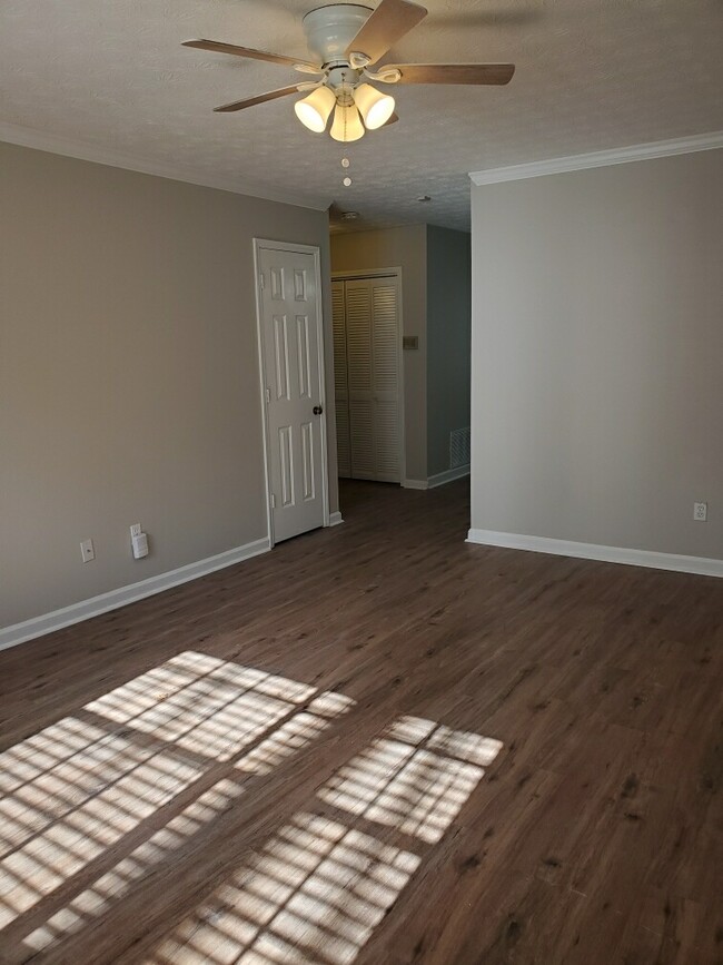 New flooring - 150 Meadowbrook Ct