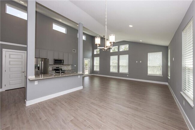 Foto del edificio - 51 Champions Cir