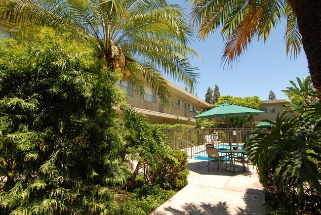 Interior Photo - Palm Estates Apartments