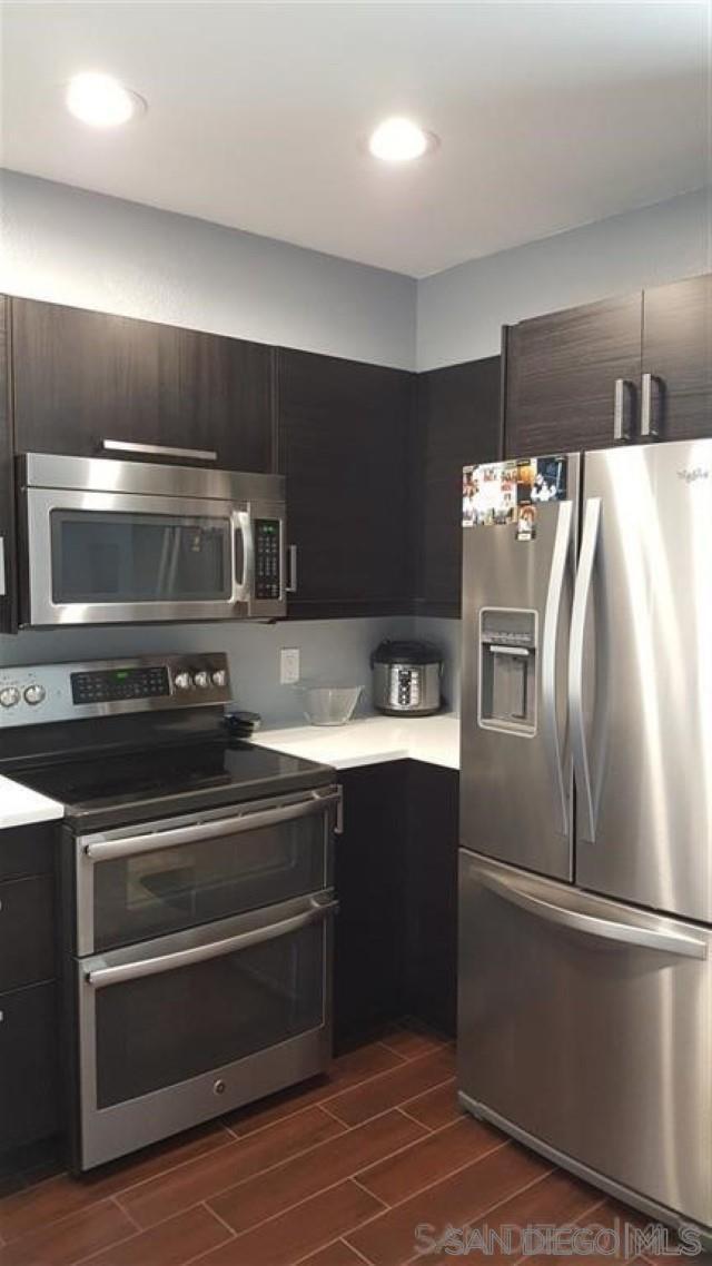 Building Photo - 7984 Mission Center Ct
