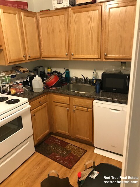 Photo - 312 Tappan St Apartment