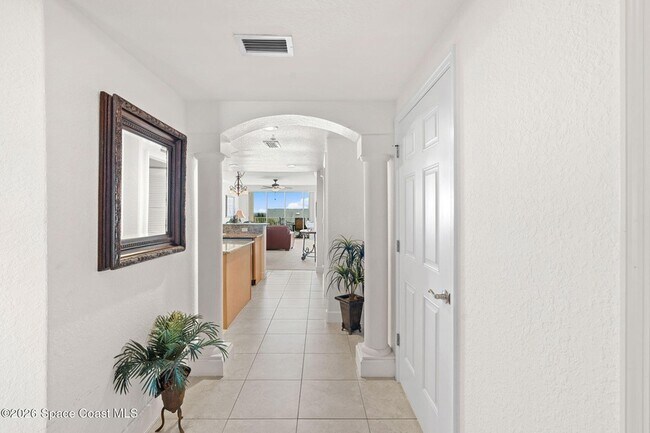 Foto del edificio - 817 Mystic Dr