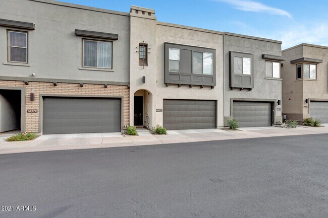 Building Photo - 23389 73rd Way
