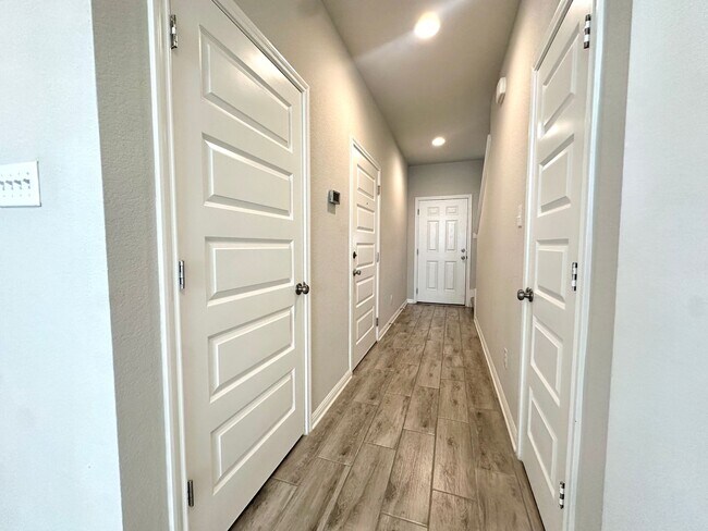 Foto del edificio - 3 Bed 2.5 Bath in Jarrell