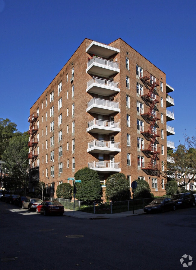 Primary Photo - Fieldston Terrace