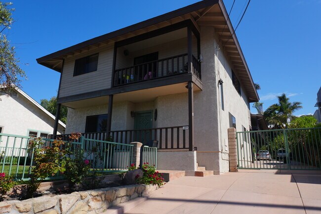 Unit B (Ground Floor) - 409 Old Coast Hwy