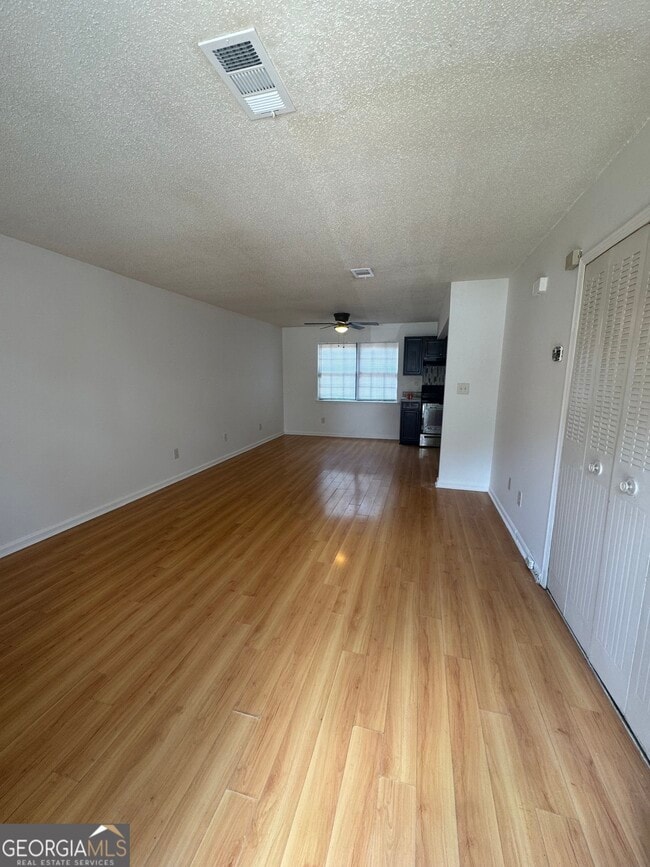 Foto del edificio - 6354 Shannon Pkwy