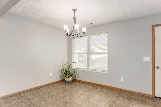 Building Photo - 6168 Broad Stripes Ave