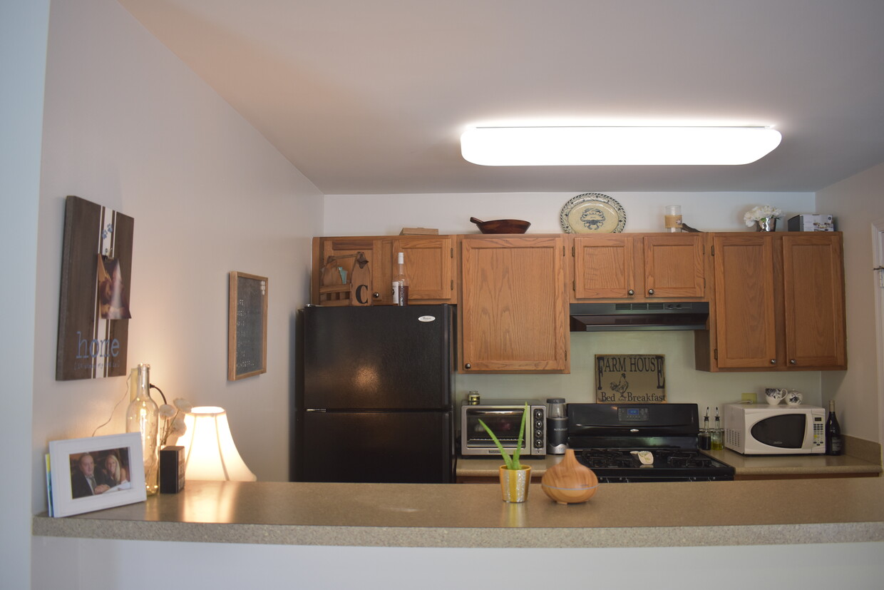 Primary Photo - 9921 Gable Ridge Terrace