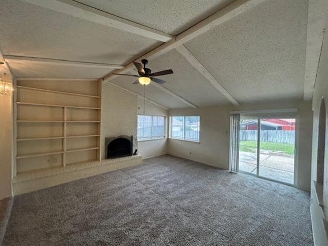 Foto del edificio - 3513 Wildwood Cir