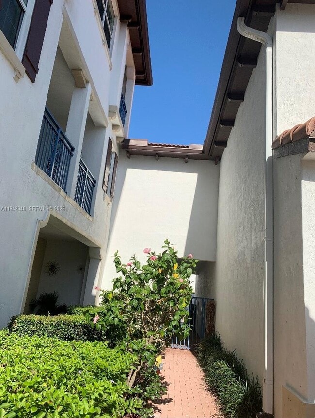 Foto del edificio - 2566 SW 119th Way