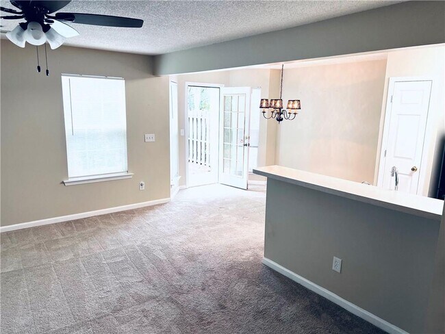 Foto del edificio - 224 Cottonwood Creek Cir