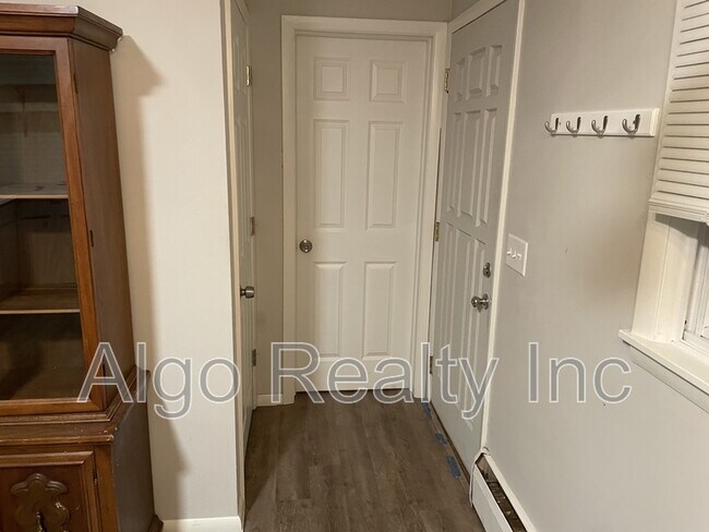 Building Photo - 3547/3549 Halifax Avenue North - 3549