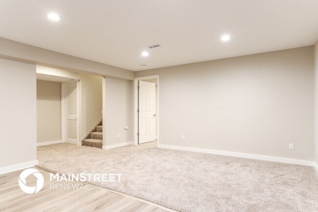 Foto del edificio - 7083 Silverwind Cir