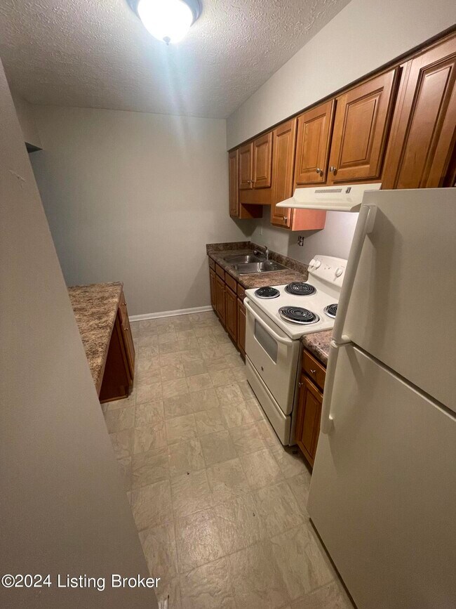 Foto del edificio - 2706 Chickasaw Ave