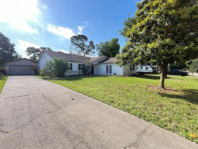 Building Photo - 31326 Alice Ln