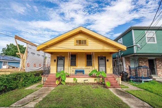 Building Photo - 1825 Clouet St