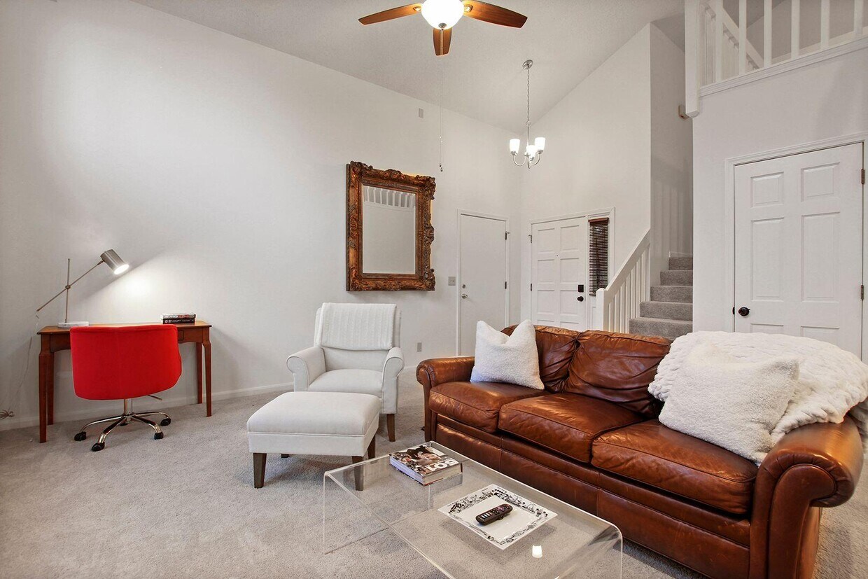 Foto principal - 2804 Melody Ln