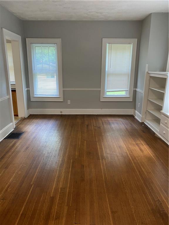 Foto del edificio - 4025 N Kenwood Ave