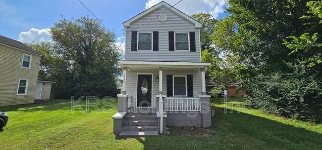 Building Photo - 410 Oak St