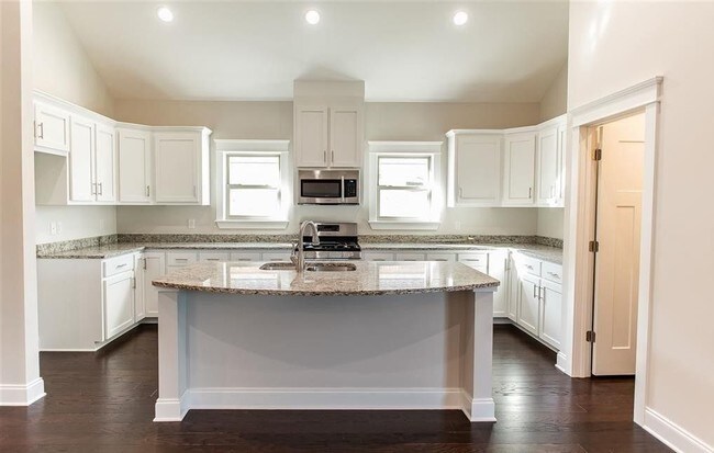 Foto del edificio - 24830 Slater Mill Rd