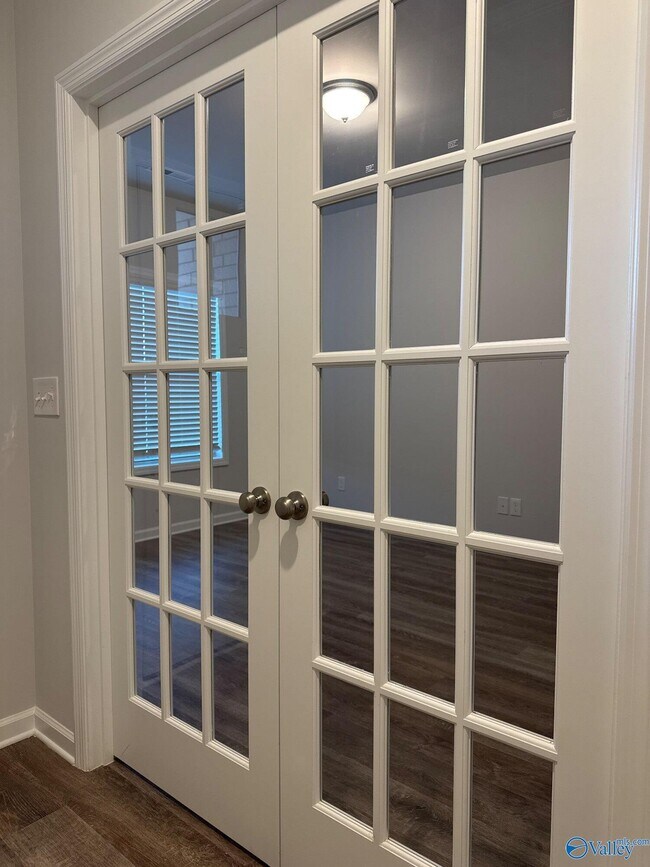 Foto del edificio - 102 Ranna Dr