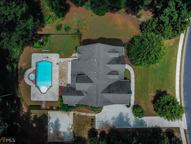 Building Photo - 155 Addison Dr