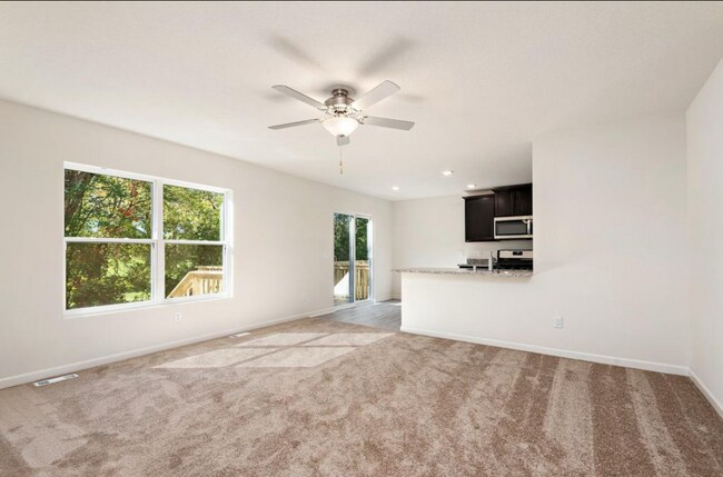 Foto del edificio - 1026 White Tail Ln