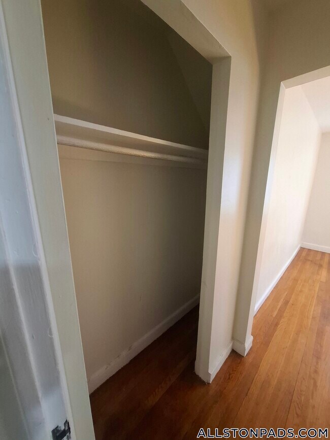 Building Photo - 3 President Terrace