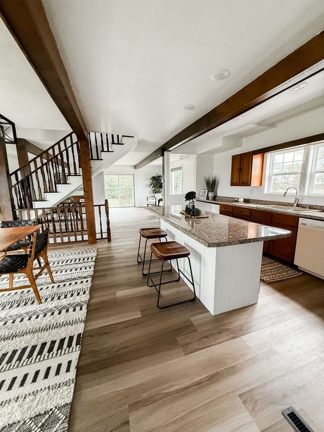 Foto del edificio - 602 Buick Dr