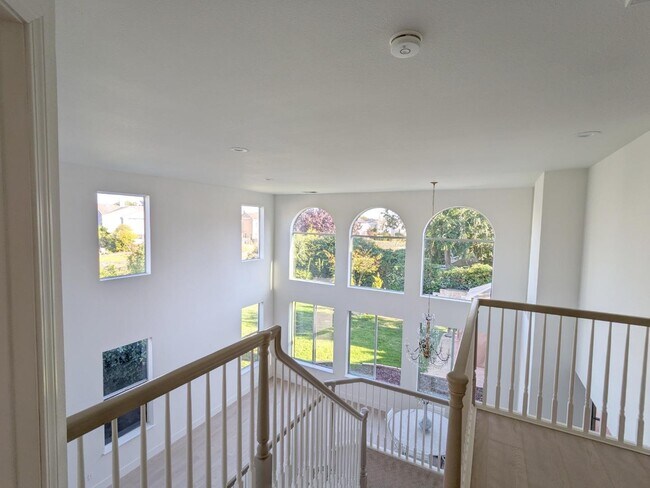 Foto del edificio - 142 Monaco Dr