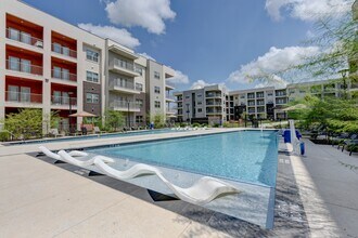 Building Photo - Cantarra