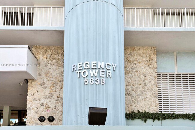 Building Photo - 5838 Collins Ave