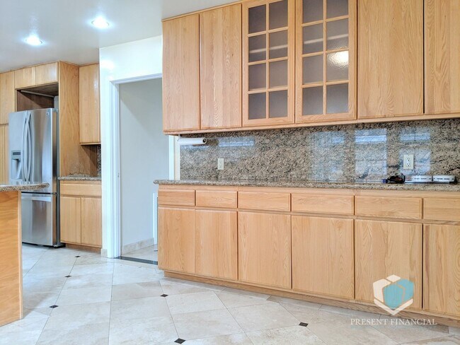 Building Photo - 3 br, 2.5 bath House - 1601 Adeline Dr