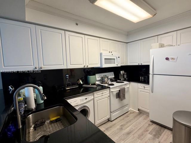 Building Photo - 2501 S Ocean Dr