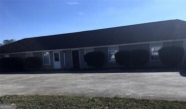 Building Photo - 124 Evergreen Trail SE Building Photo - 124 Evergreen Trail SE