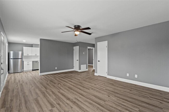 Foto del edificio - 2015 Rosalee St