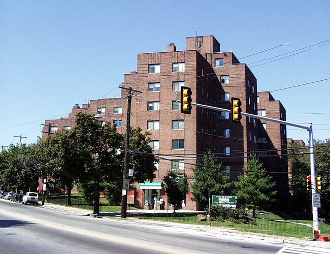 Regency Village Apartments Philadelphia, PA
