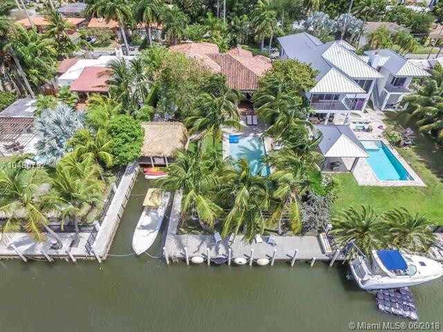 Foto del edificio - 1034 NE 84th St