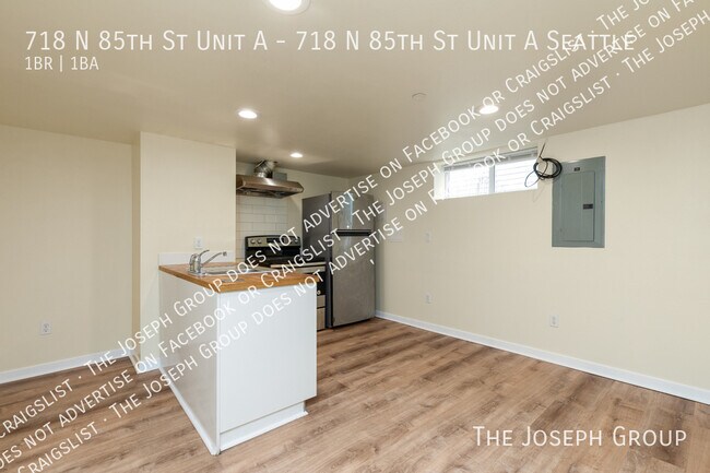 Foto del edificio - 718 N 85th St
